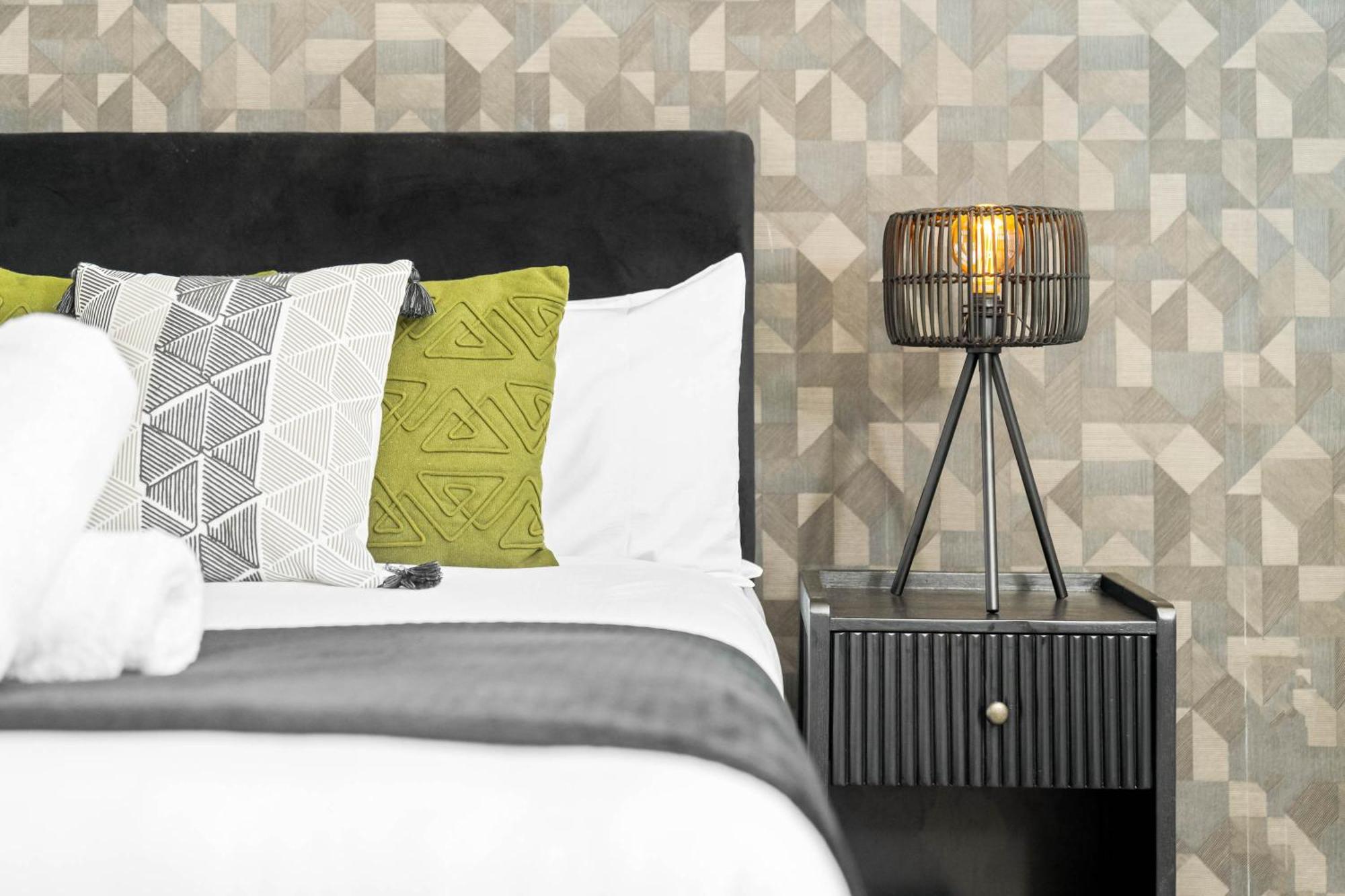Luxury Apartment - Secure Parking - Gated Development - Near Jq & Birmingham City Centre 6Sh Экстерьер фото