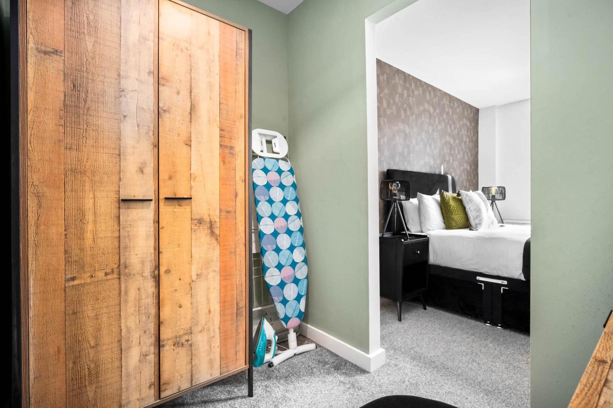 Luxury Apartment - Secure Parking - Gated Development - Near Jq & Birmingham City Centre 6Sh Экстерьер фото